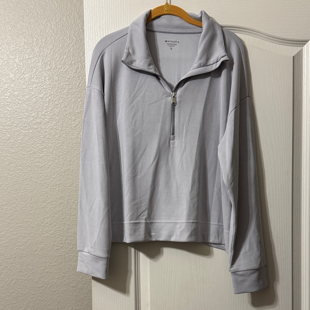 Athleta Women’s XL Gray Seasoft Zip Pullover Sweatshirt